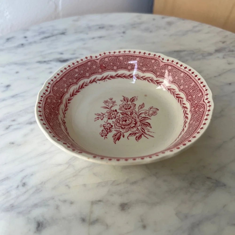 Avon Grindley England small earthenware bowl red white pink vintage